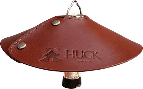 HUCKロゴを型押しした本革シェードのLEDランタン